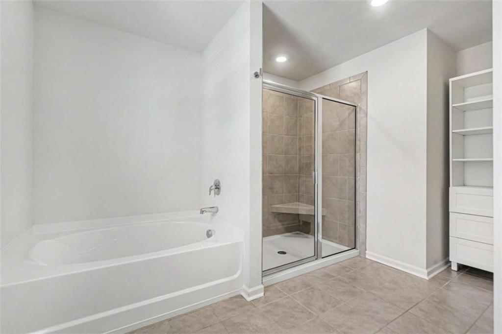 7576 Jennadee Drive Property Photo 29