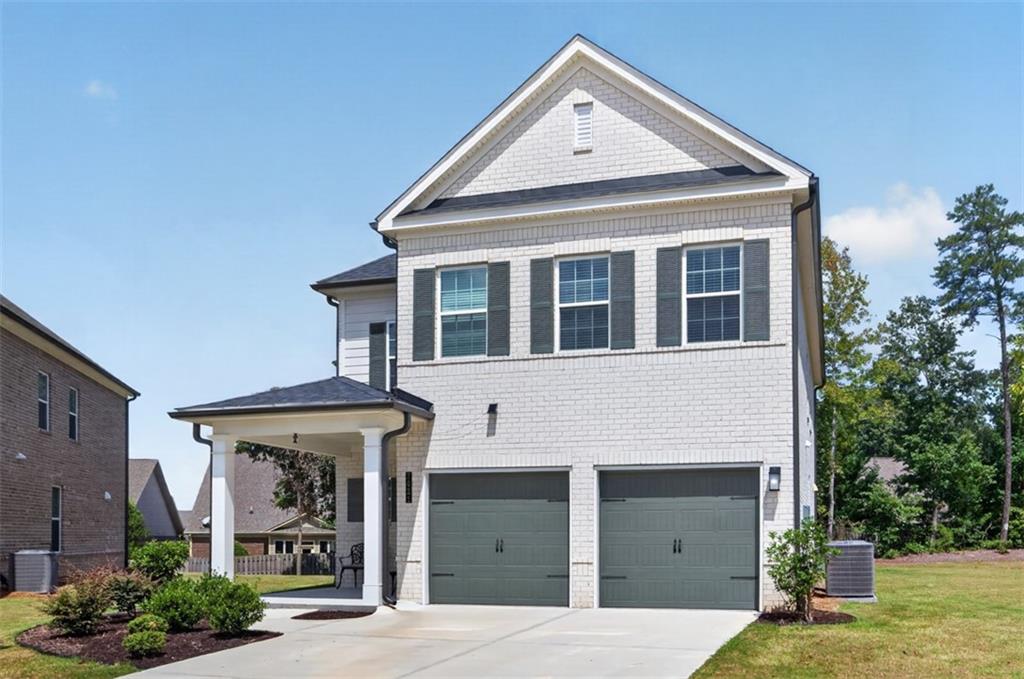 2021 Ecoland Drive Property Photo 1