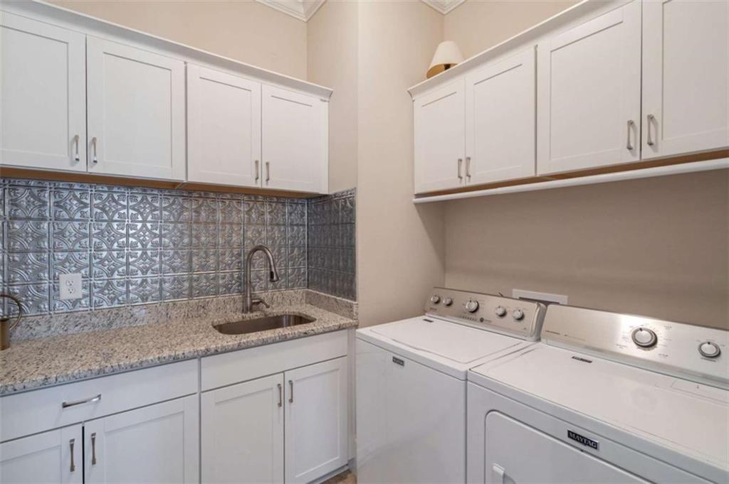 4082 Greenleffe Drive Property Photo 11