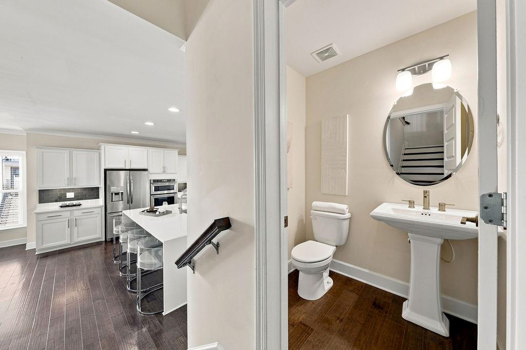 2201 Croston Lane Property Photo 17