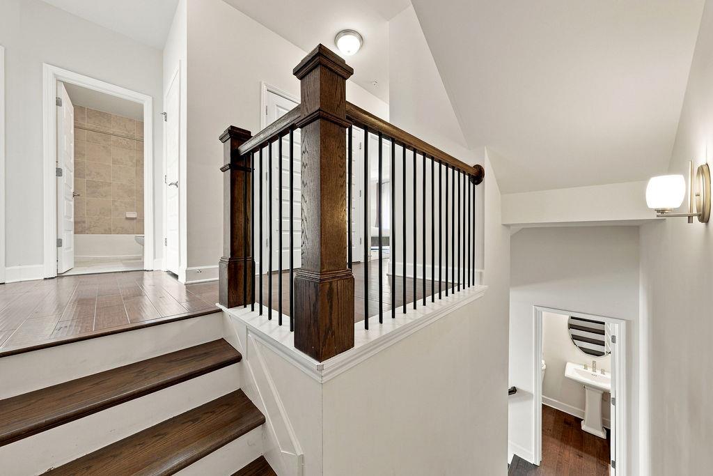 2201 Croston Lane Property Photo 18
