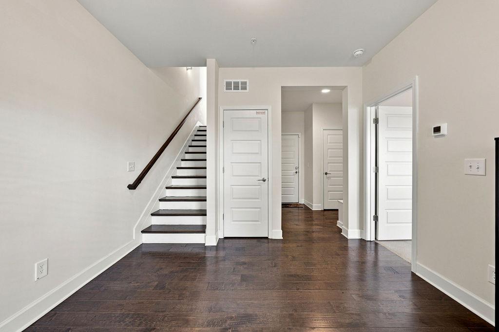2201 Croston Lane Property Photo 37