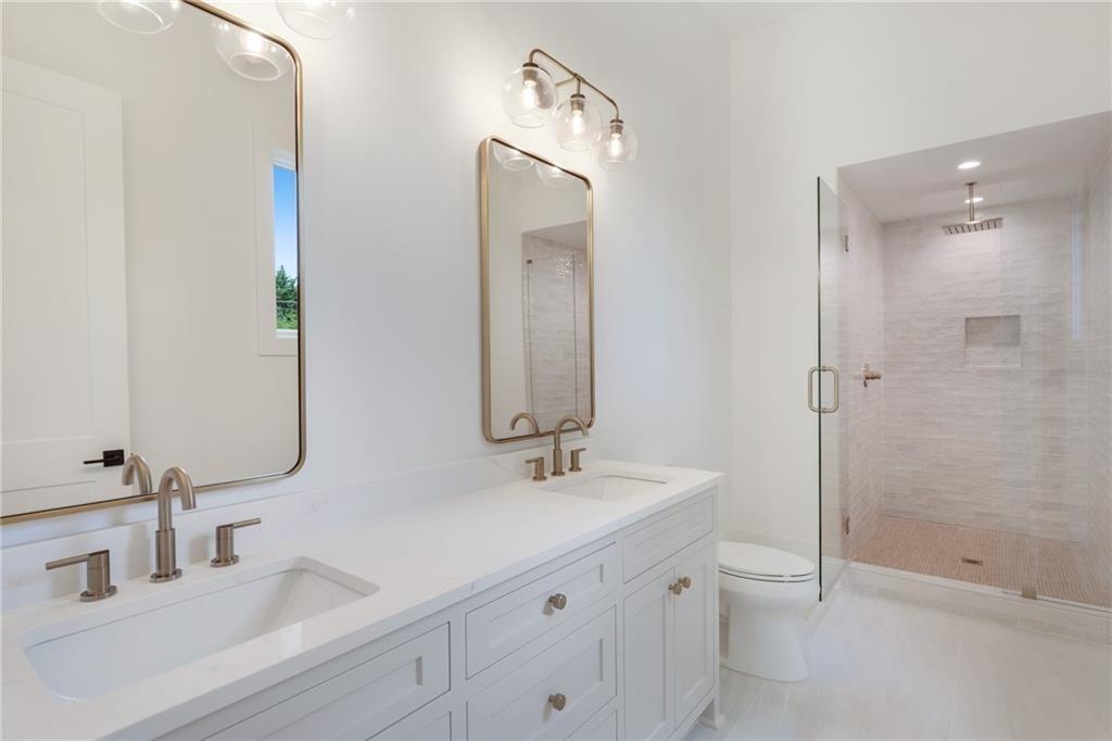 290 Christopher Robin Road Property Photo 27