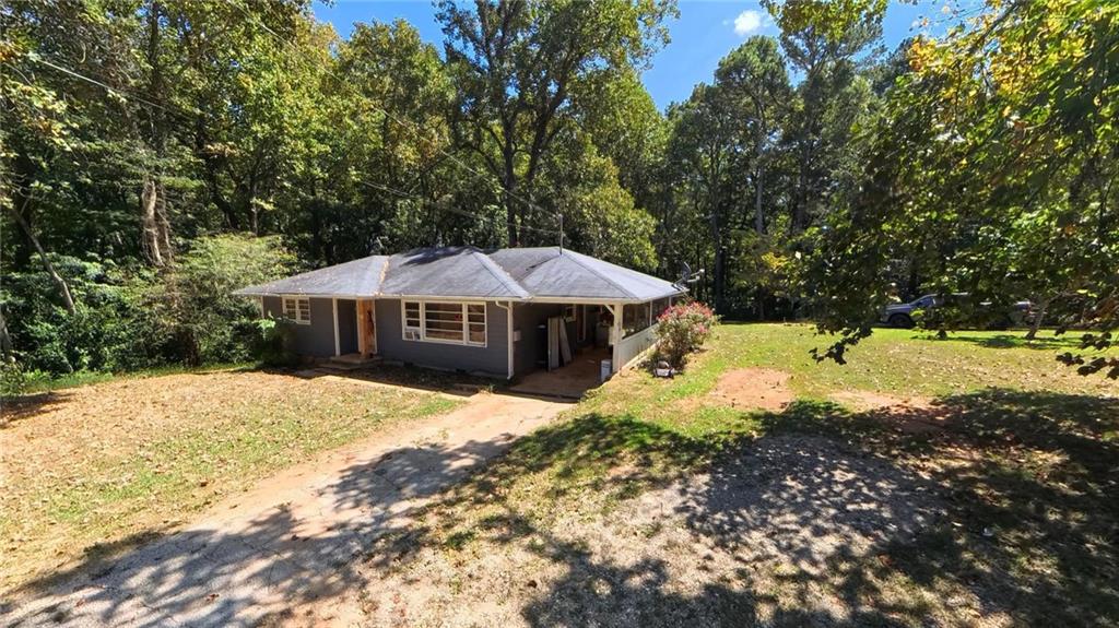 35 Collins Road Property Photo 1