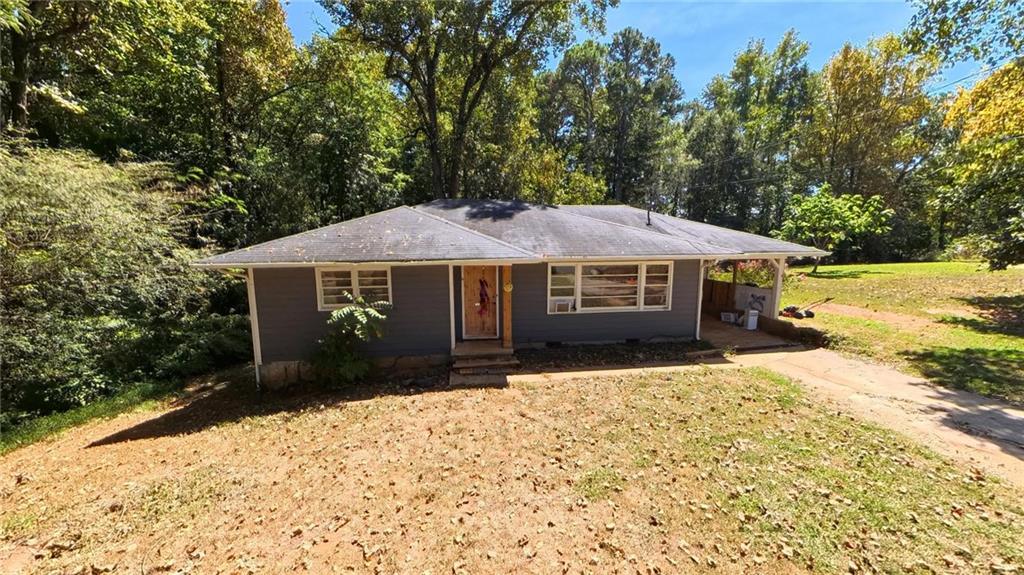 35 Collins Road Property Photo 2