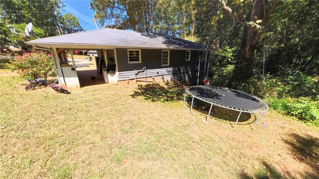 35 Collins Road Property Photo 3
