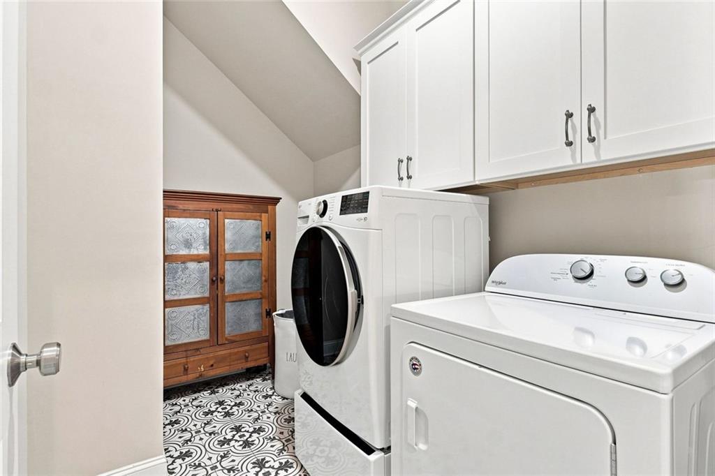 329 Mcdaniel Place Property Photo 52
