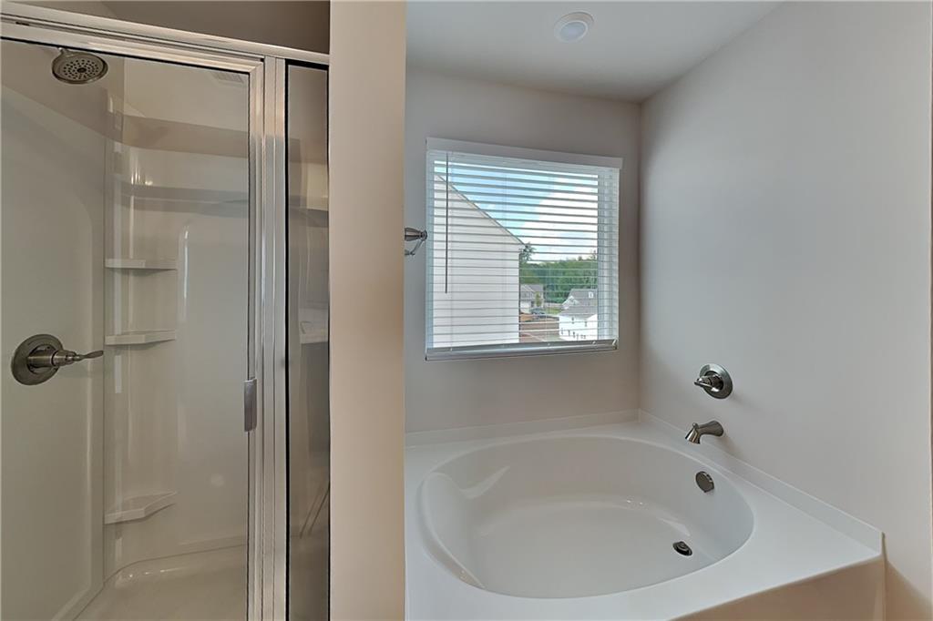 769 Oakmont Trace Property Photo 9