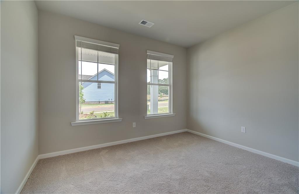 301 Arnewood Circle Property Photo 5