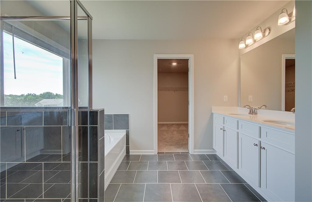 301 Arnewood Circle Property Photo 25