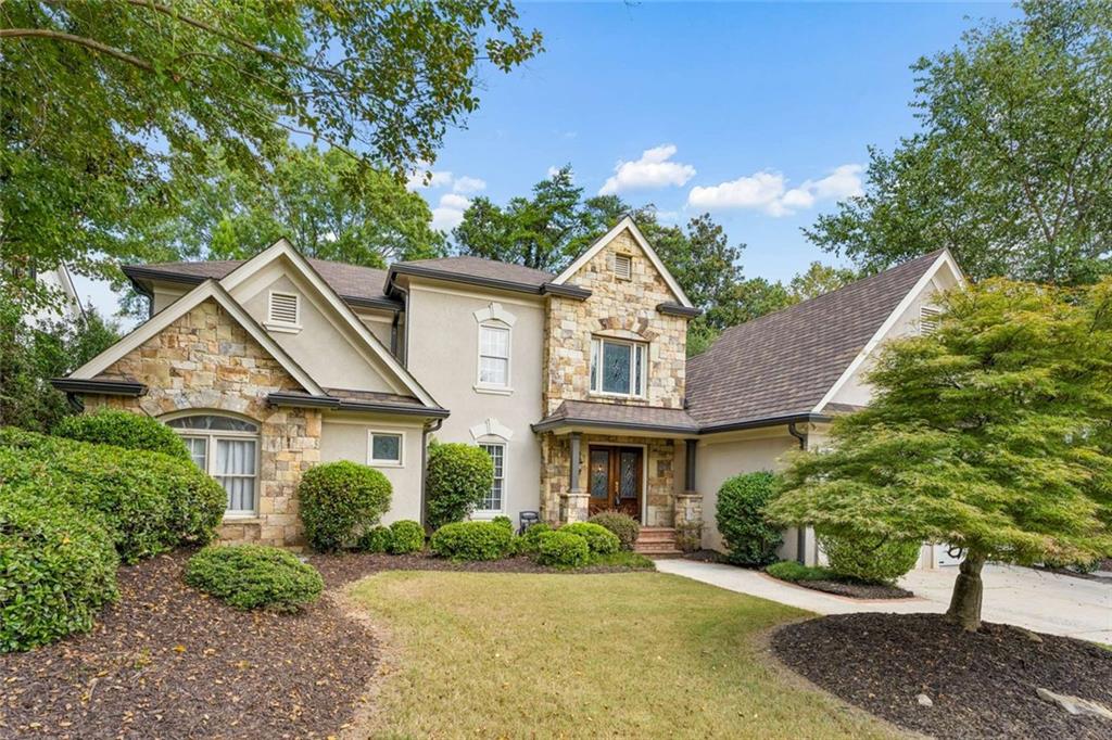 715 Clubside Drive Property Photo 1