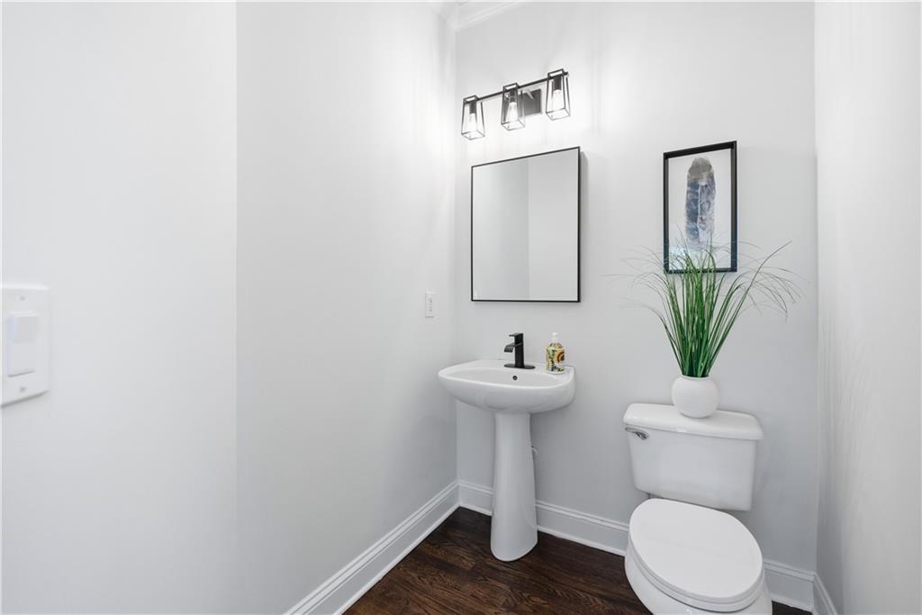 166 Windrift Drive Property Photo 10