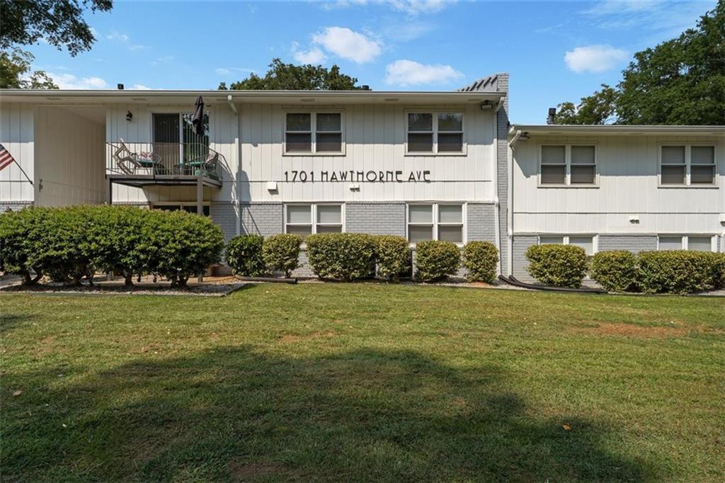 1701 Hawthorne Avenue Property Photo 1