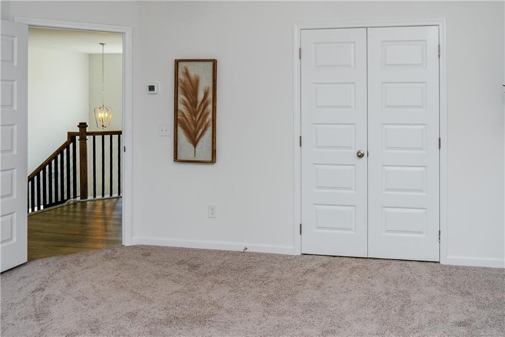 189 Hampton Hollow Drive Property Photo 35