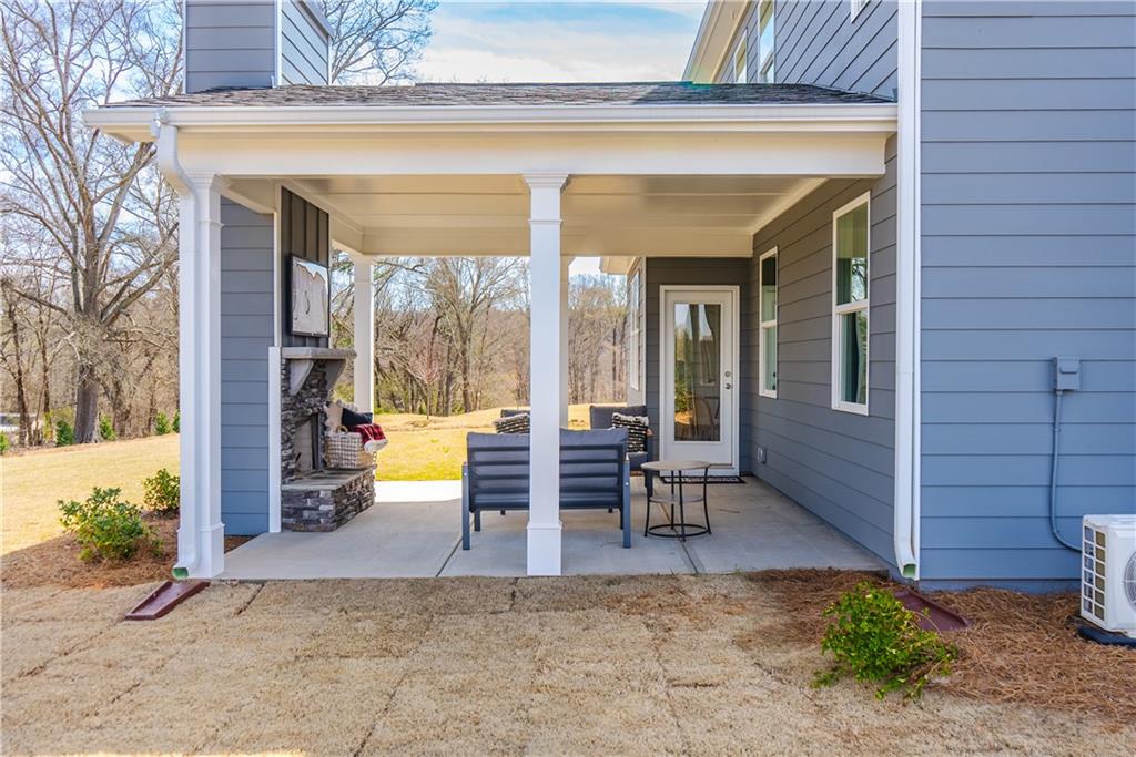 189 Hampton Hollow Drive Property Photo 44