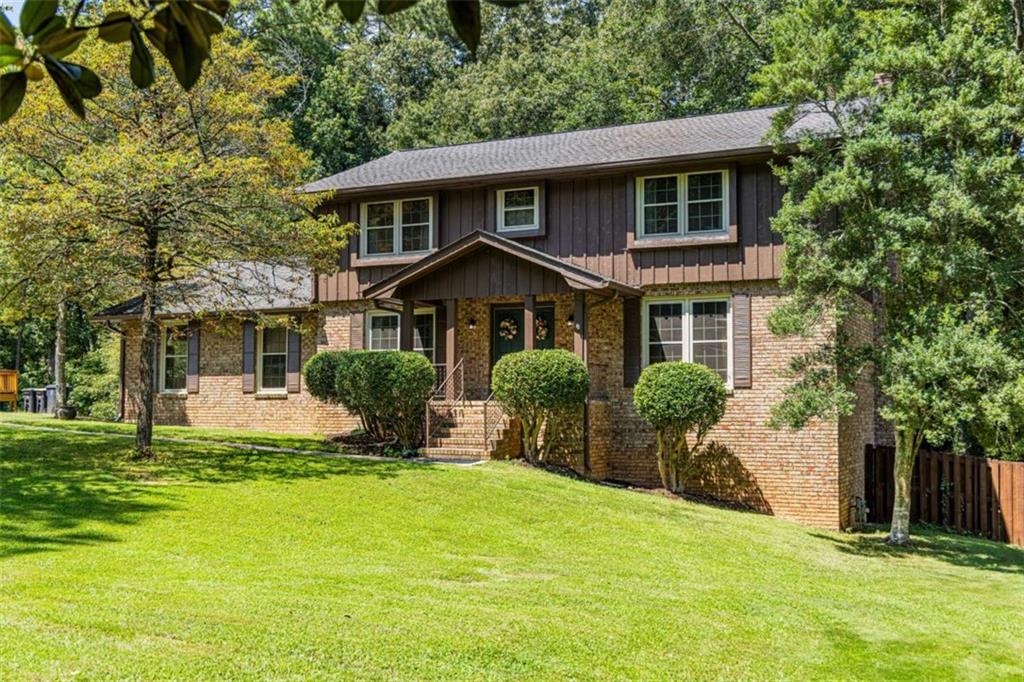 108 Rollingwood Circle Property Photo 1