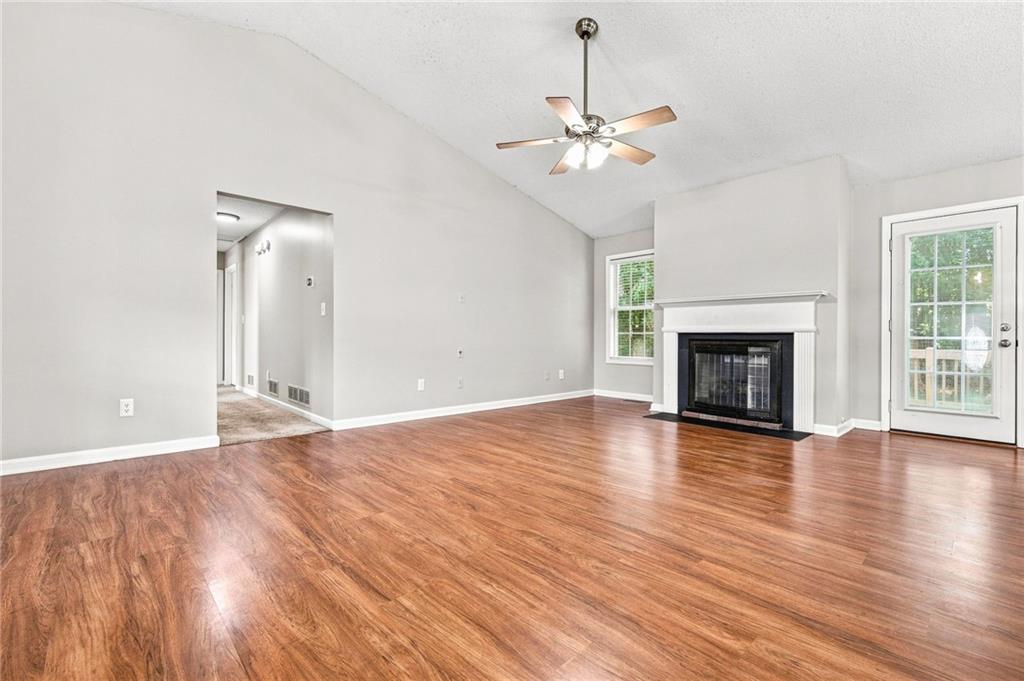 57 Hickory Leaf Lane Property Photo 7