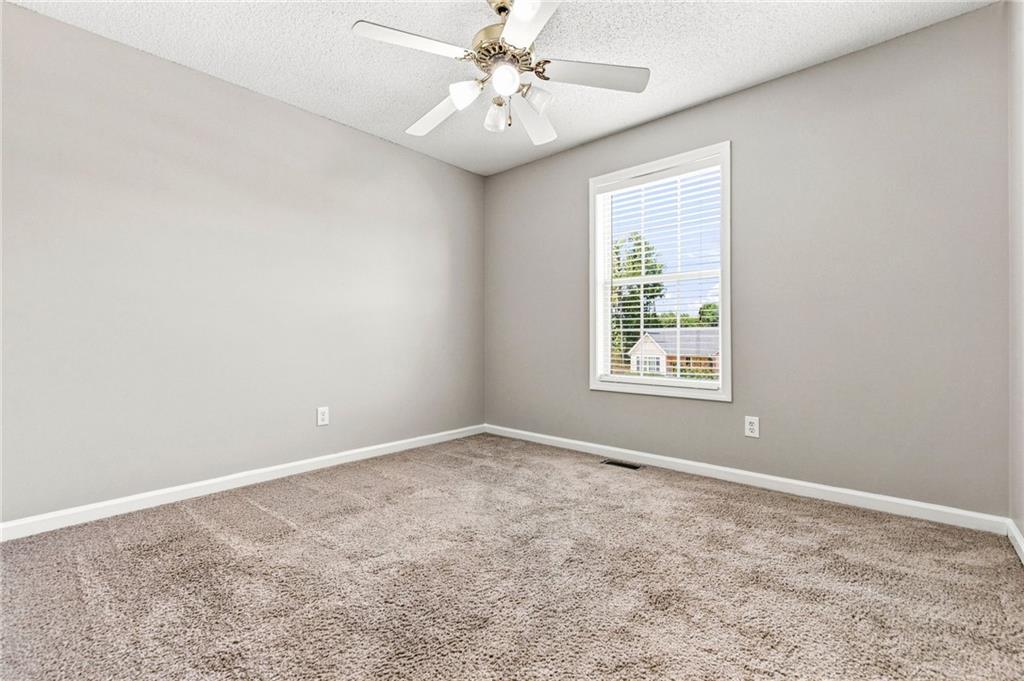57 Hickory Leaf Lane Property Photo 22