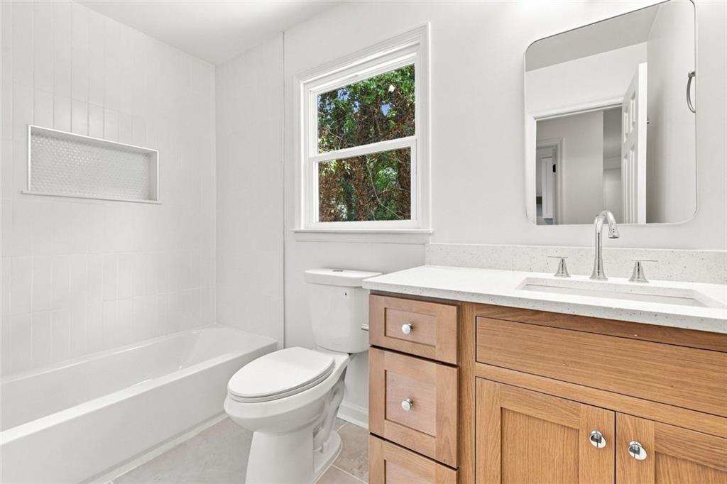 302 Hickory Lane Property Photo 24