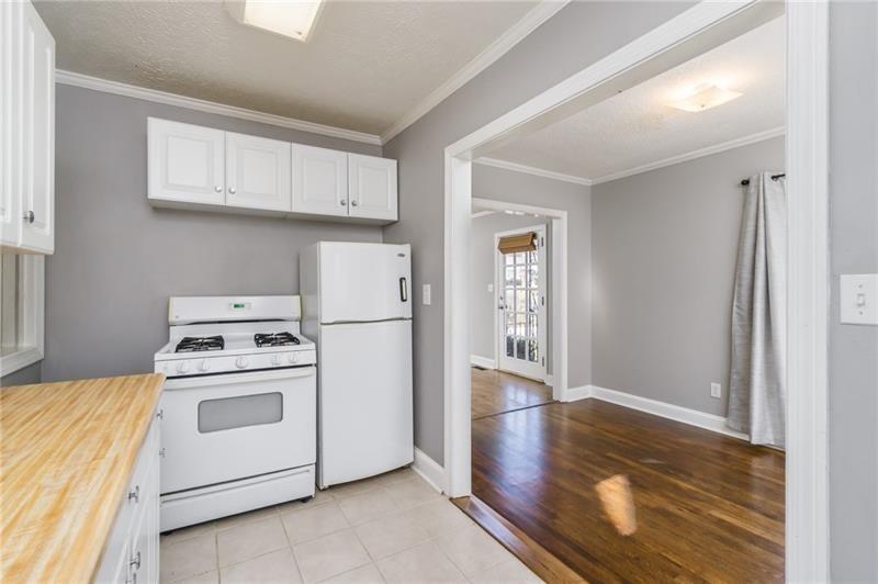 312 Phillips Drive Se Property Photo 4