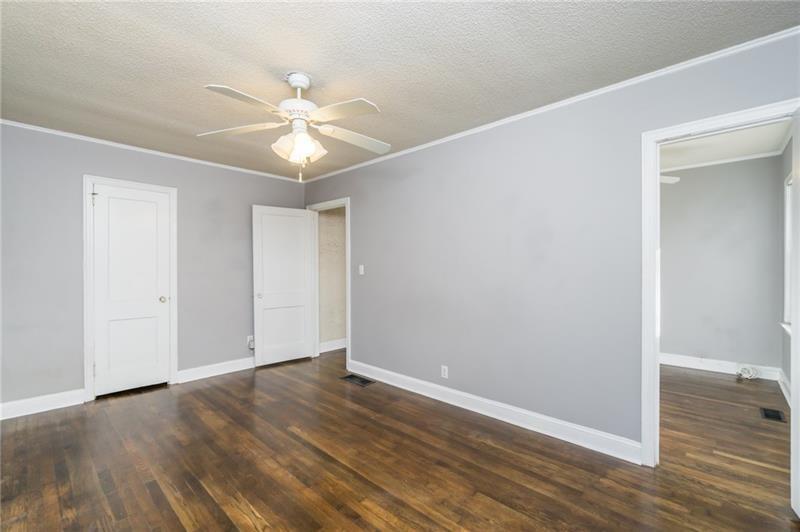 312 Phillips Drive Se Property Photo 6
