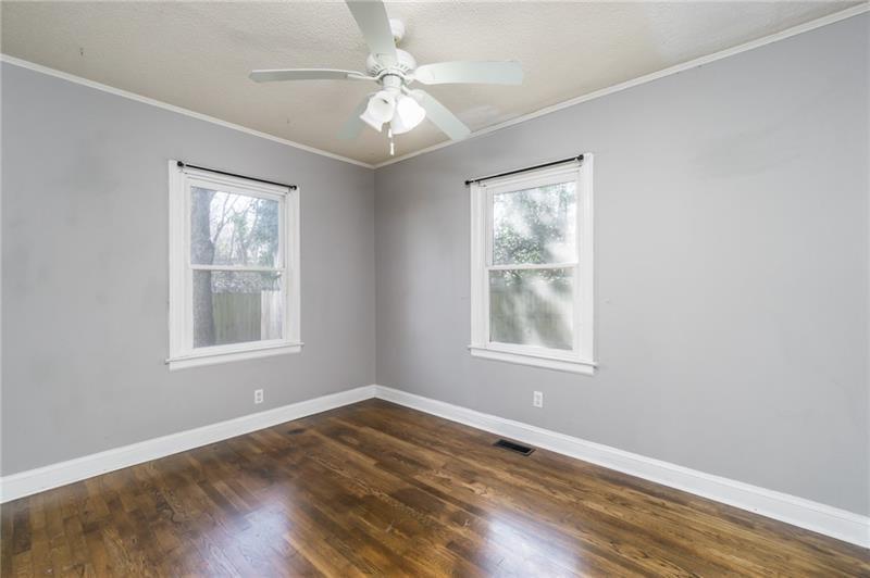 312 Phillips Drive Se Property Photo 10