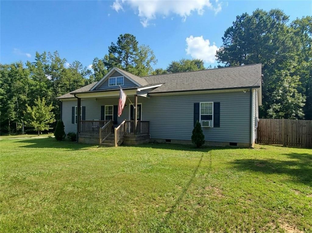 555 Rocky Creek Road Property Photo 1