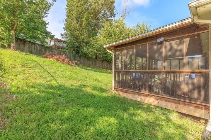 92 Abbey Road Property Photo 18