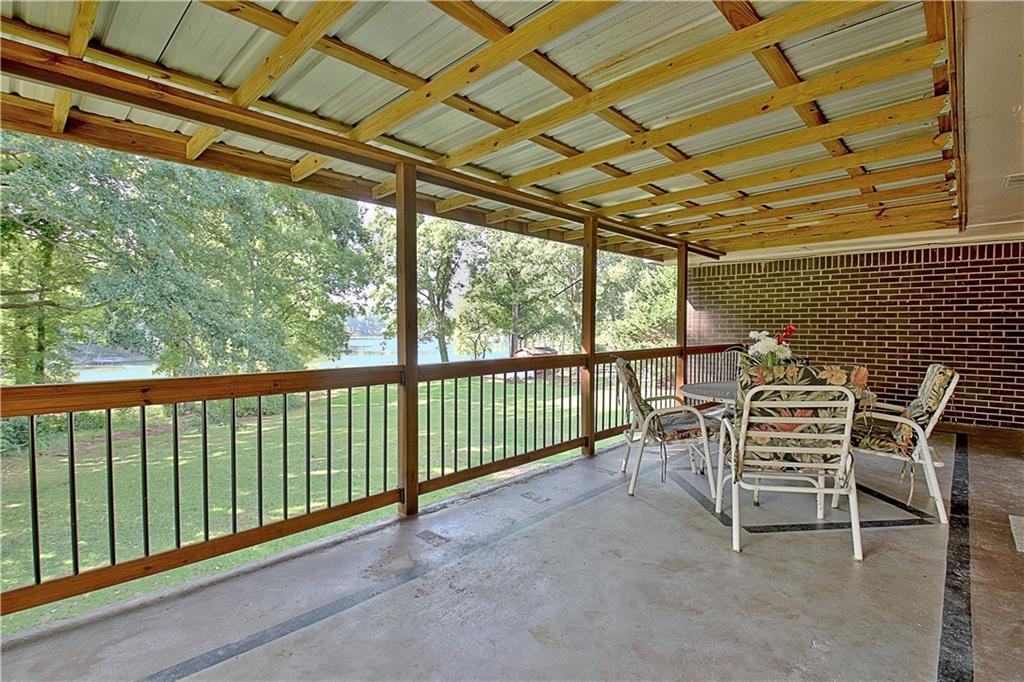 45 North Drive Property Photo 2