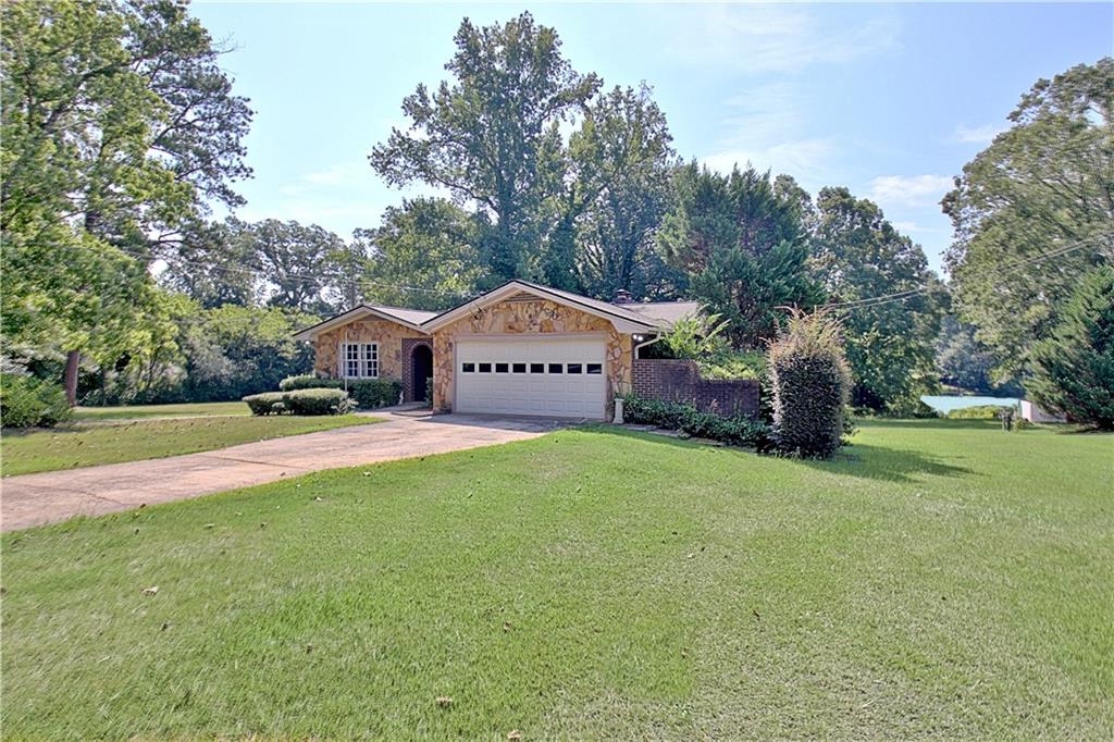 45 North Drive Property Photo 4