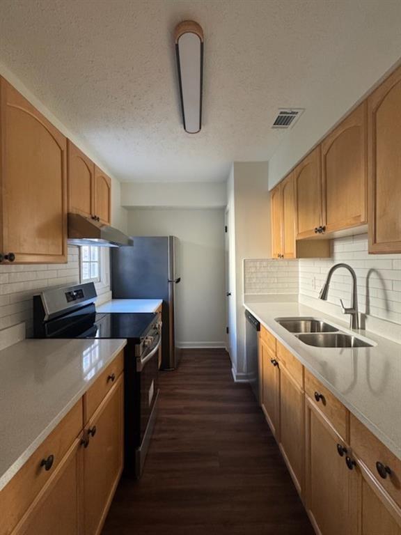 3091 Colonial Way Unit D4 Property Photo 1