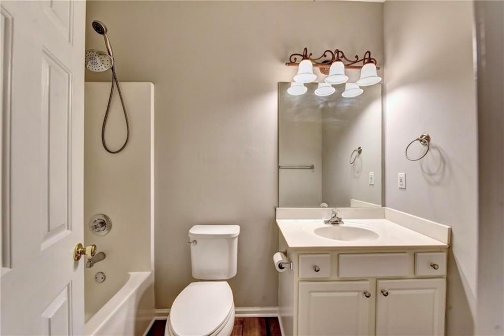 410 Ruby Forest Parkway Property Photo 23