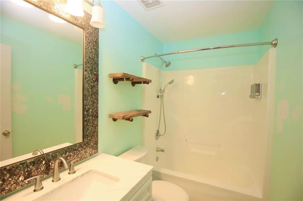 410 Ruby Forest Parkway Property Photo 25