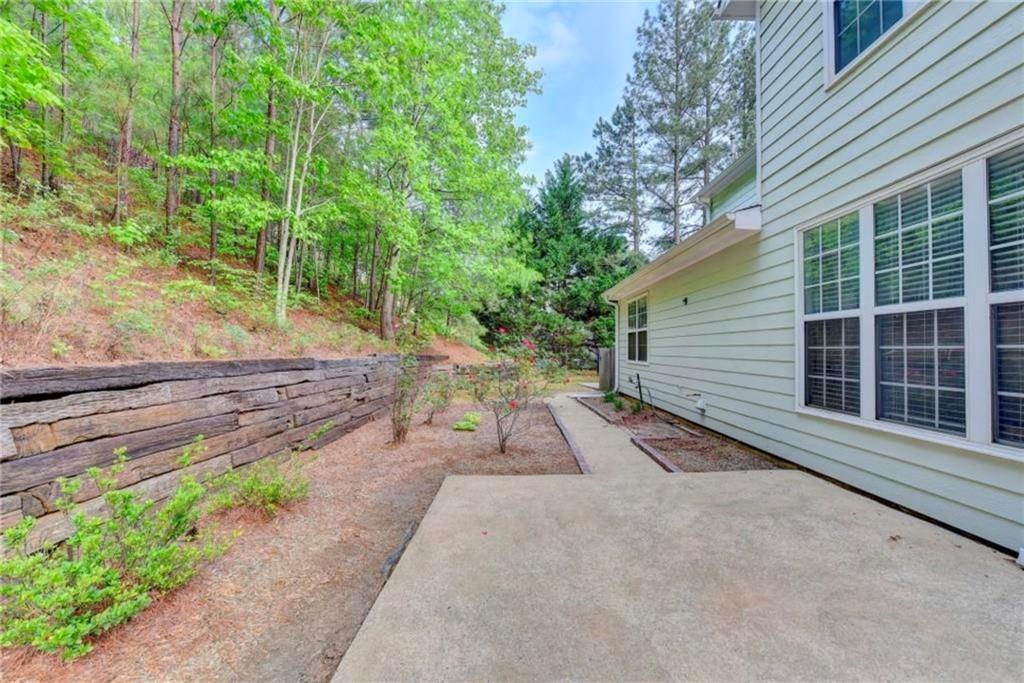 410 Ruby Forest Parkway Property Photo 28