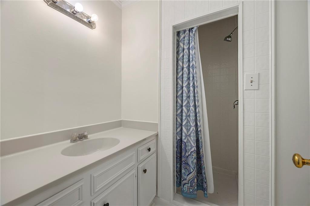 602 Commanche Drive Property Photo 7