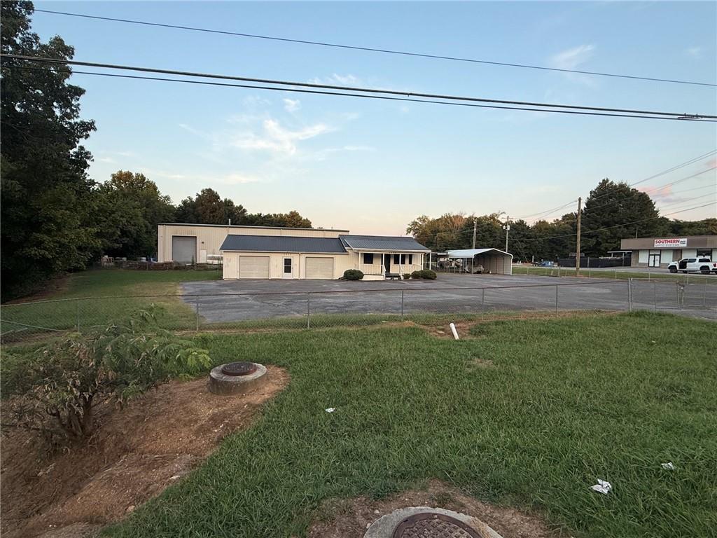 1330 Us 41 N Property Photo 26