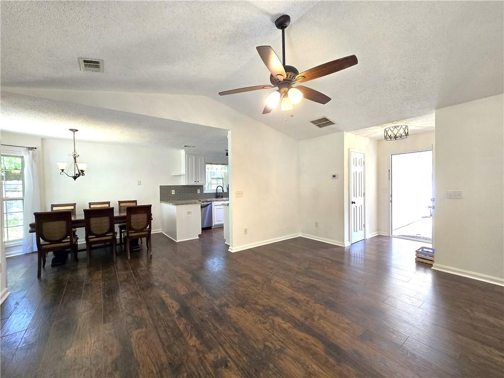 245 Crofton Ridge Property Photo 6