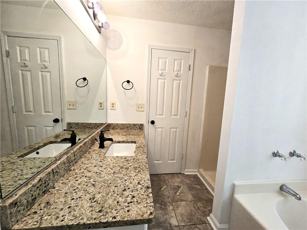 245 Crofton Ridge Property Photo 14