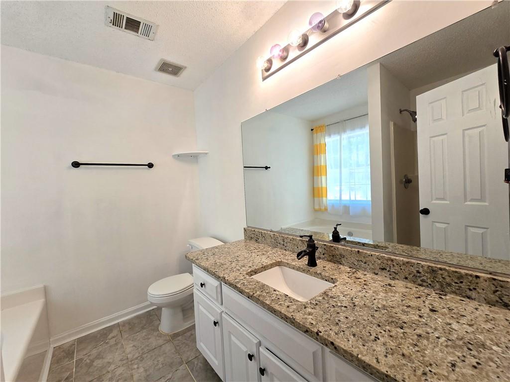 245 Crofton Ridge Property Photo 16