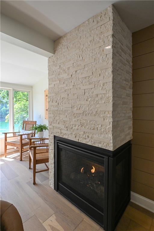 688 Harbor Cove Property Photo 12