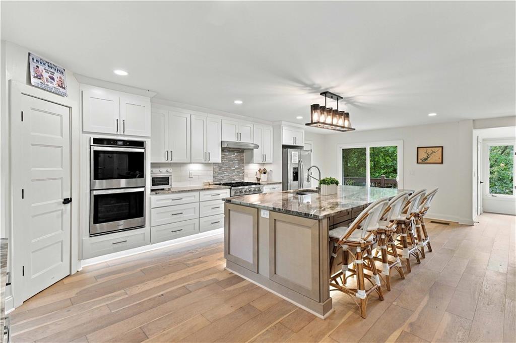 688 Harbor Cove Property Photo 23