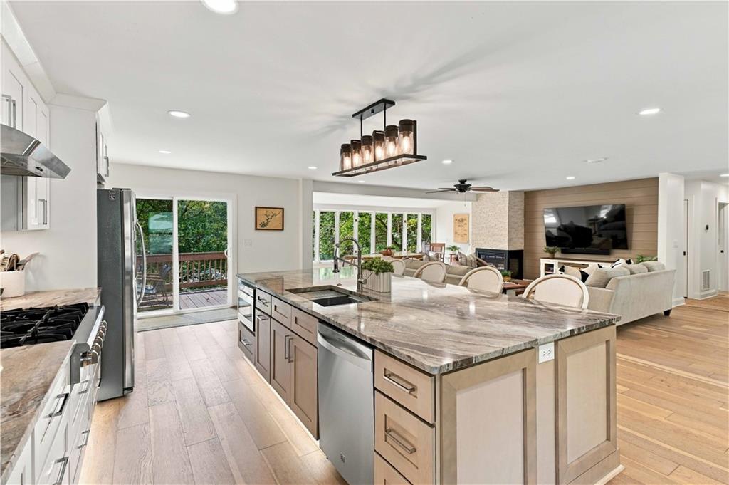 688 Harbor Cove Property Photo 26