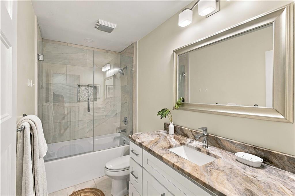 688 Harbor Cove Property Photo 31