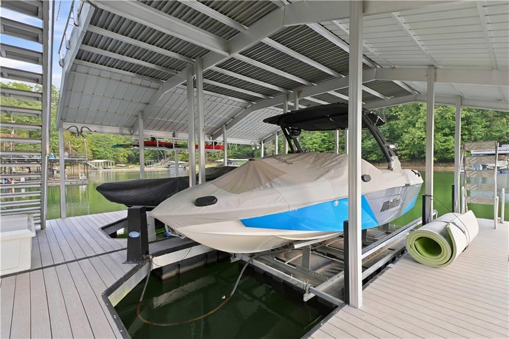 688 Harbor Cove Property Photo 74