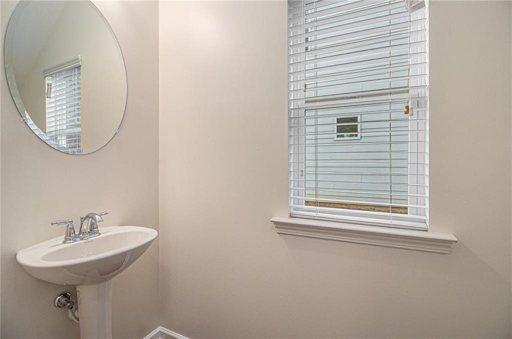 5004 Longview Walk Property Photo 7