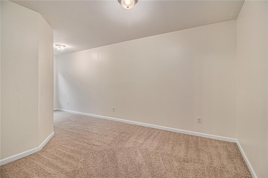 5004 Longview Walk Property Photo 13