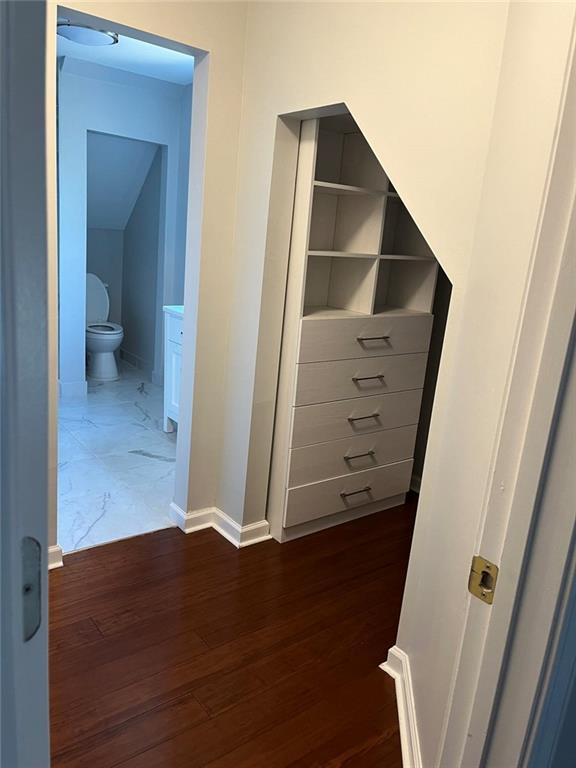 7831939 Property Photo 31