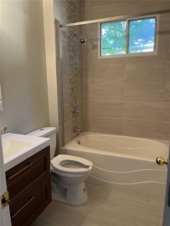 7831939 Property Photo 32