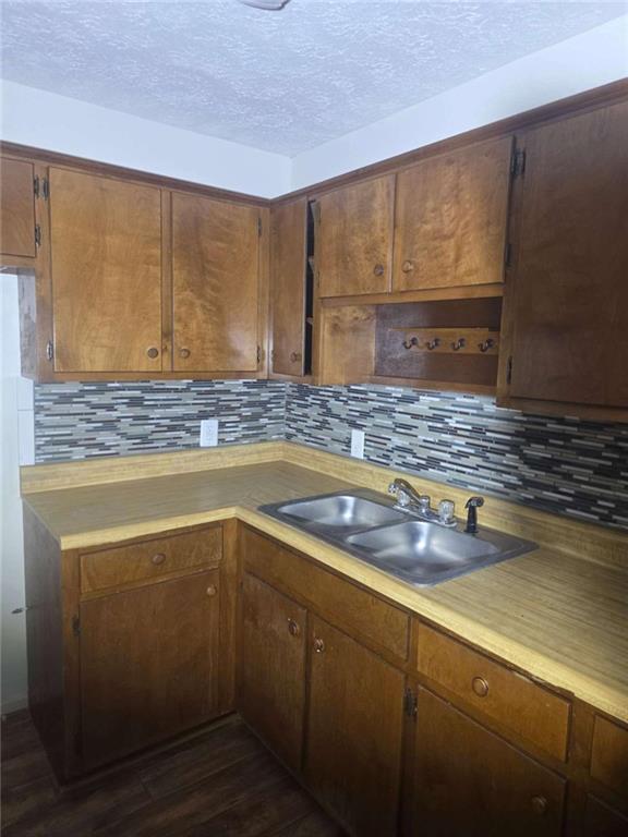 35 Adamson Drive Property Photo 7