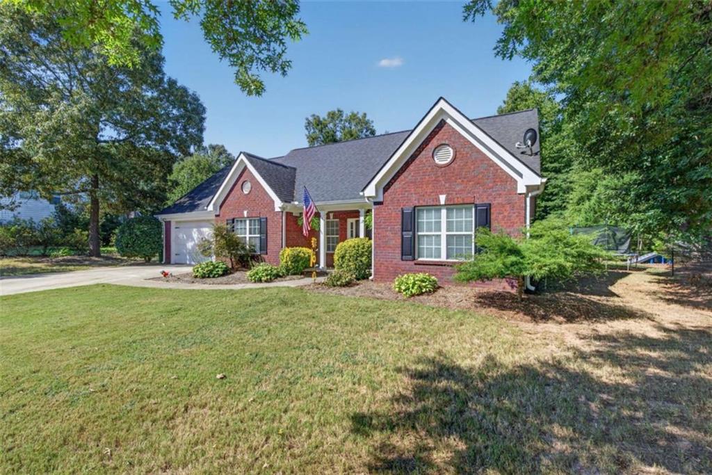 144 Feldspar Drive Property Photo 2